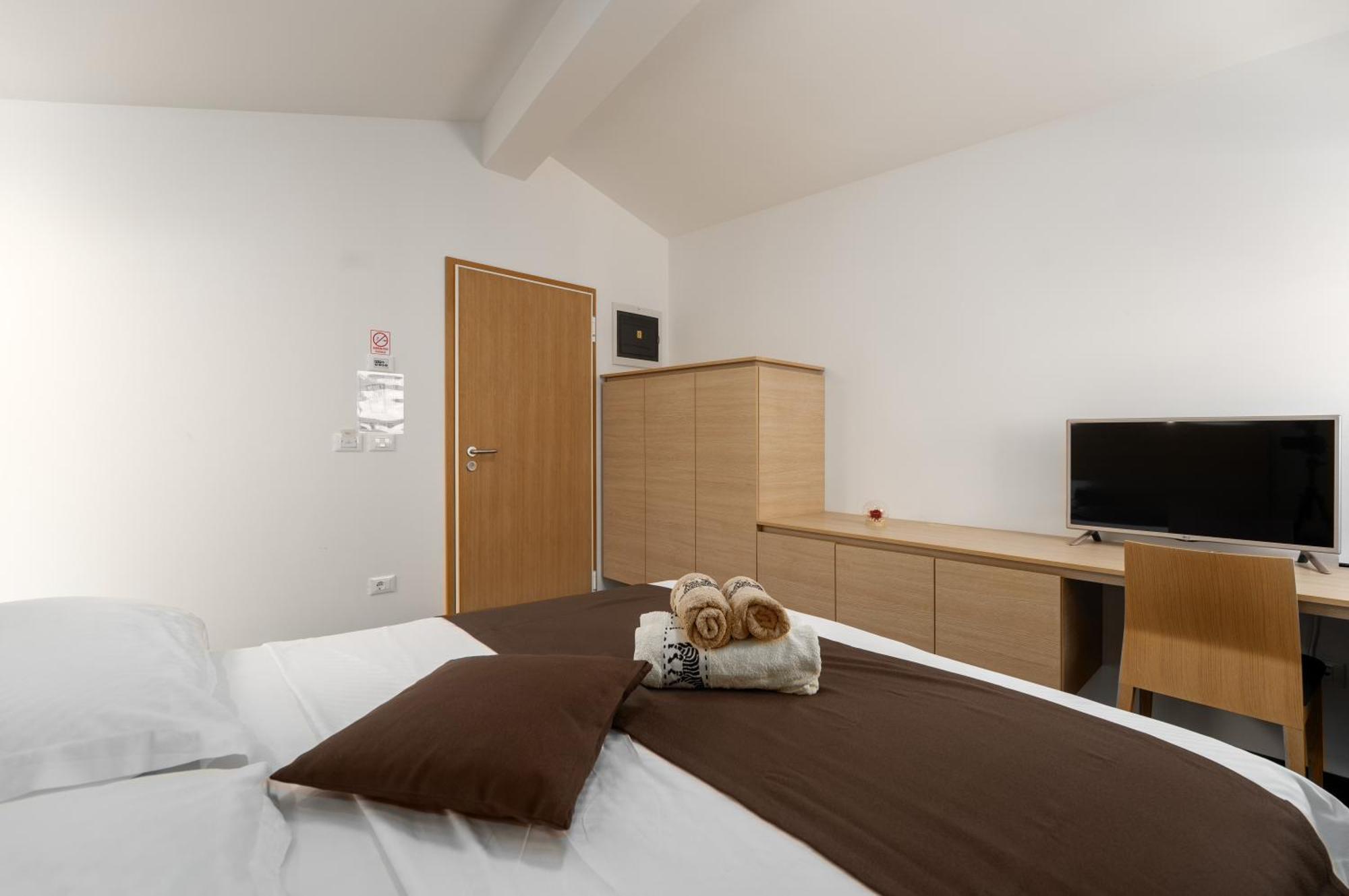 Boutique Wrungel Hotell Vrsar Eksteriør bilde